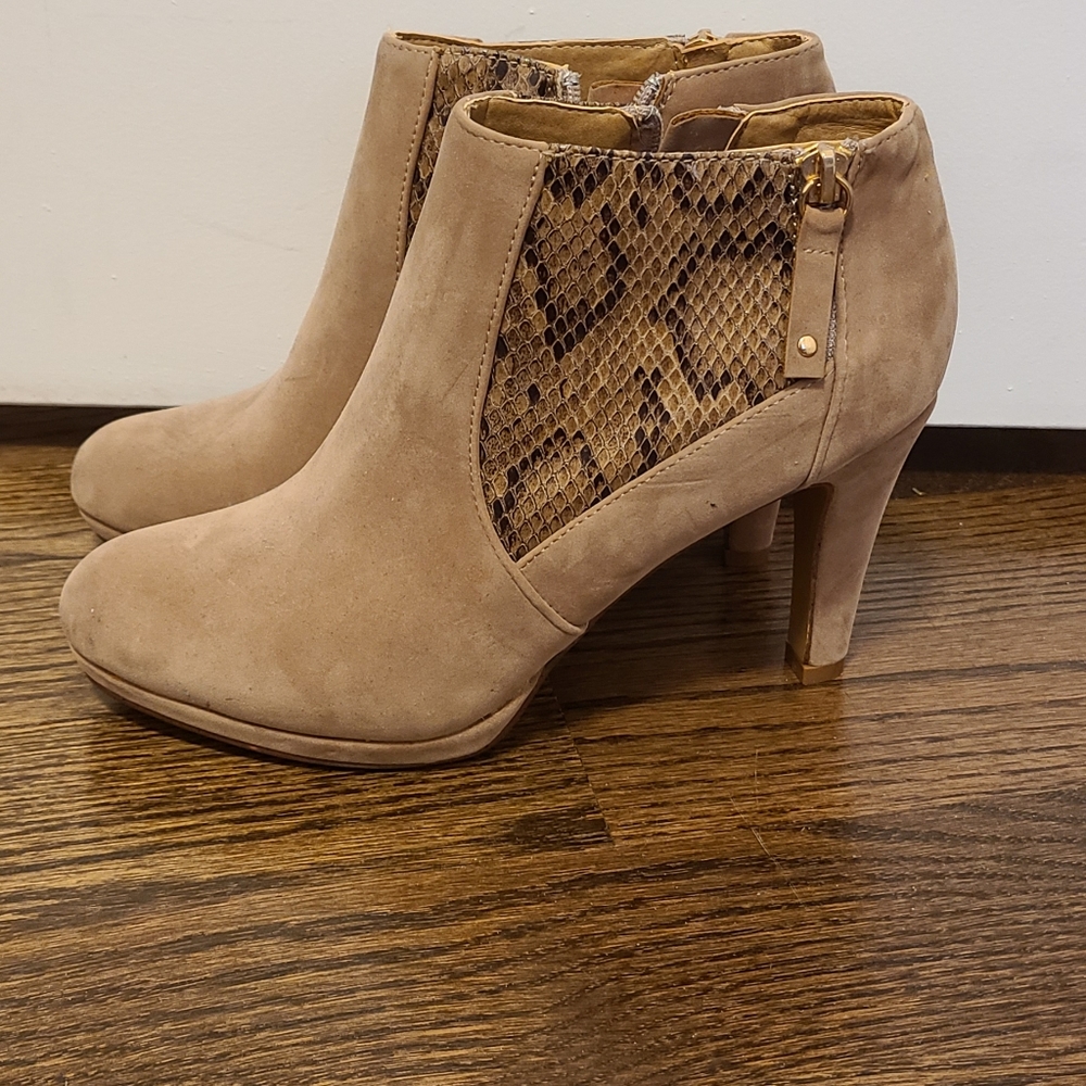 NWT Maria Mare Ankle Booties